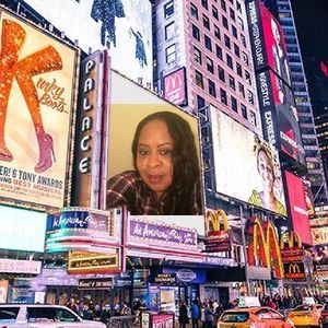 Meet your Posher, Sharon